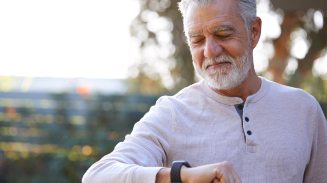 Empowering Seniors in Sarasota, FL: Harnessing Technology for Optimal Health and Wellness